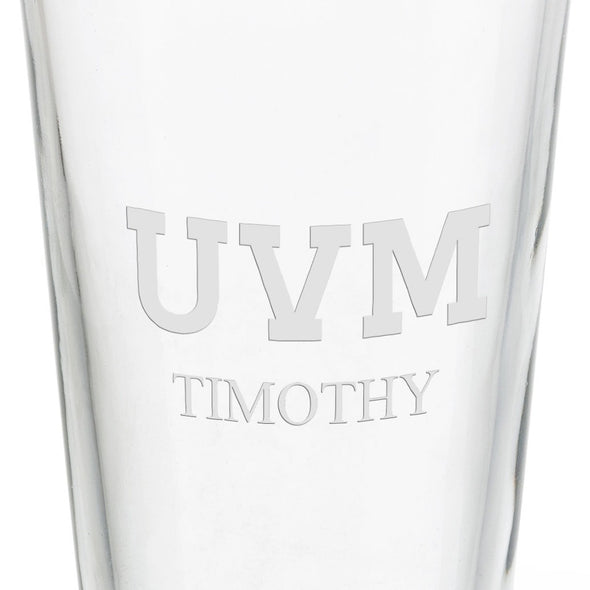 University of Vermont 16 oz Pint Glass Shot #3