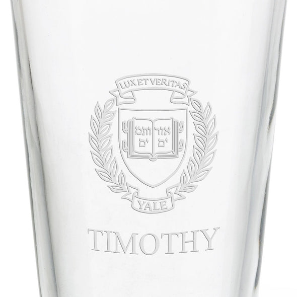 Yale University 16 oz Pint Glass Shot #3